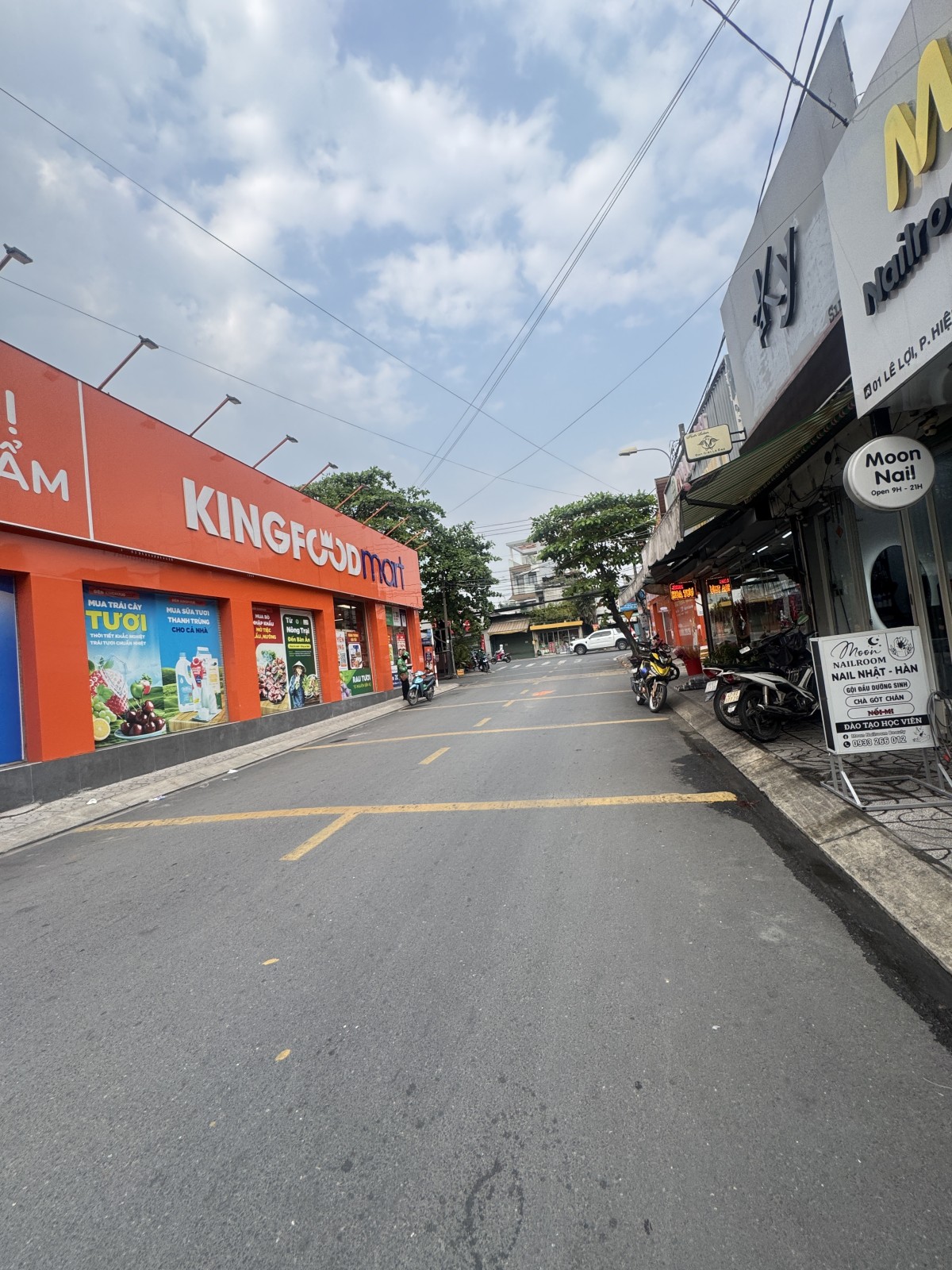 MẶT TIỀN KINH DOANH LÊ VĂN VIỆT - LÊ LỢI