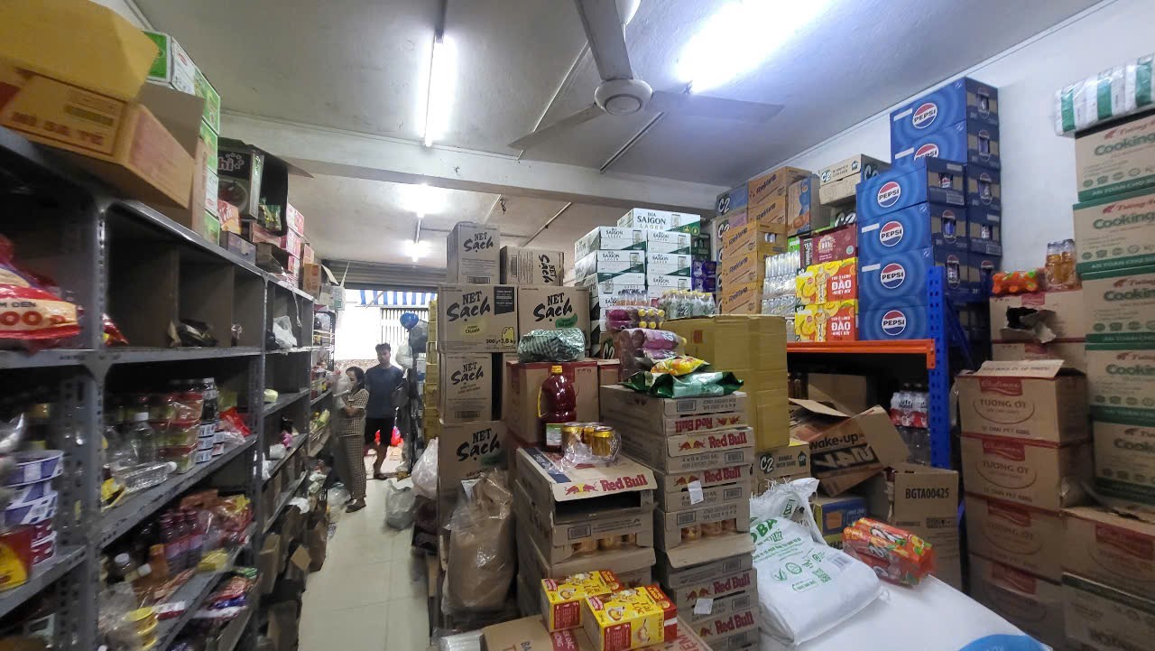 MẶT TIỀN KINH DOANH BÀNH VĂN TRÂN PHƯỜNG 7 BÌNH TÂN GIÁP QUẬN 10